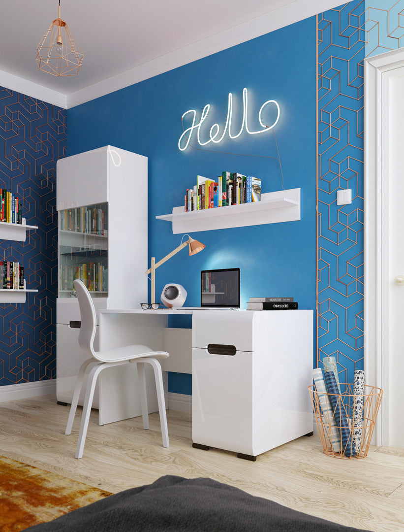 Azteca Trio — Desk