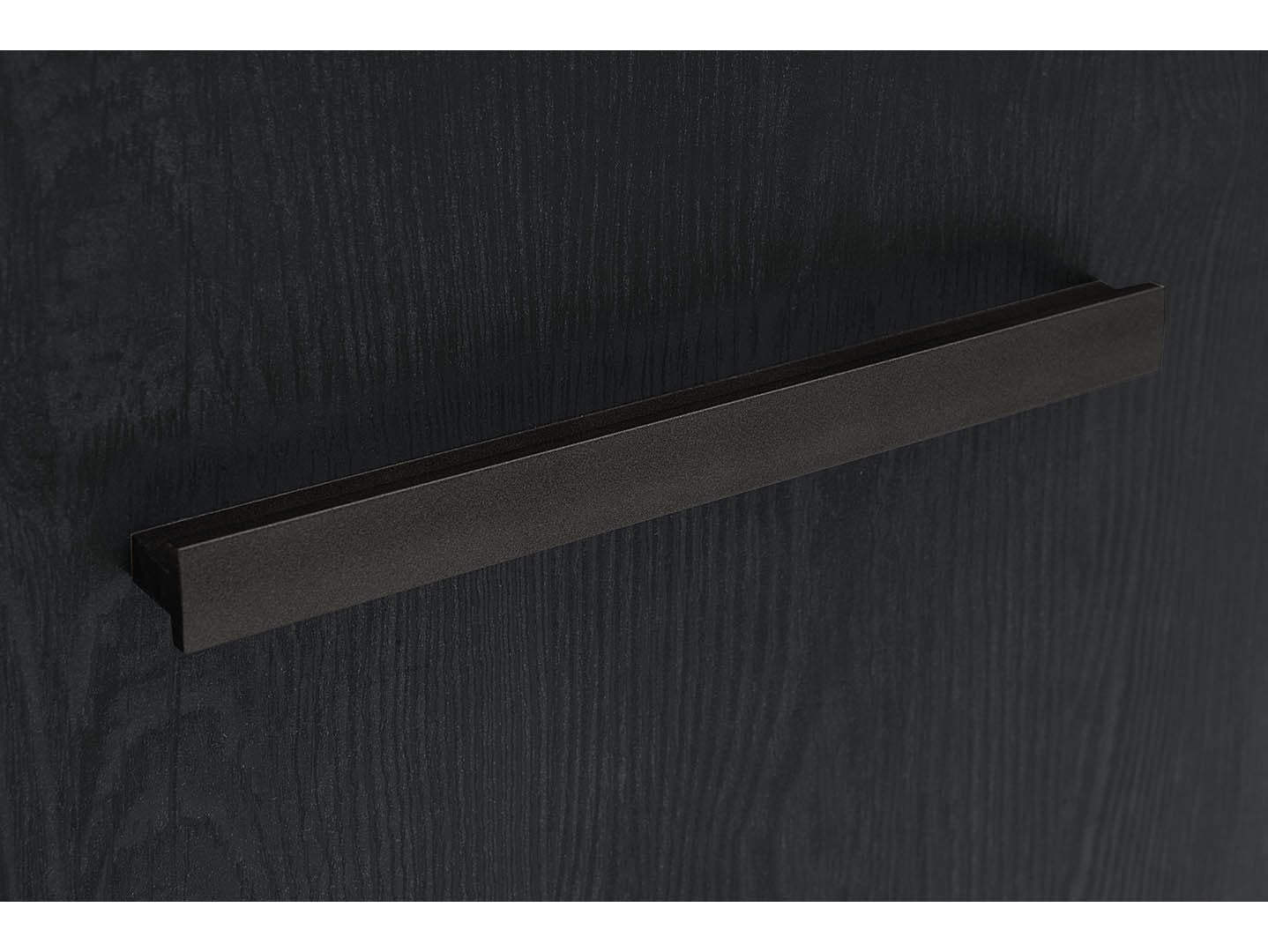 Balin — Display Cabinet
